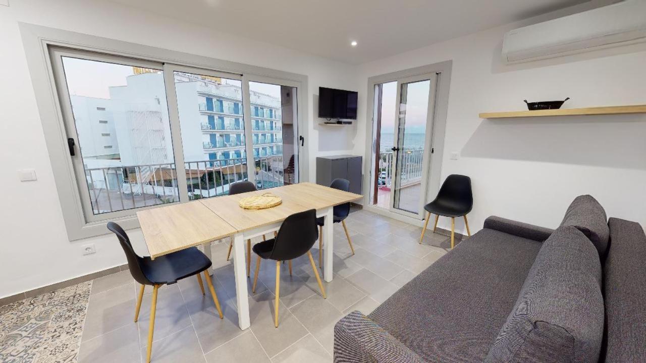 로지즈 Atico Con Vista Mar. 50 M De La Playa - Casa Nova 13 아파트 외부 사진